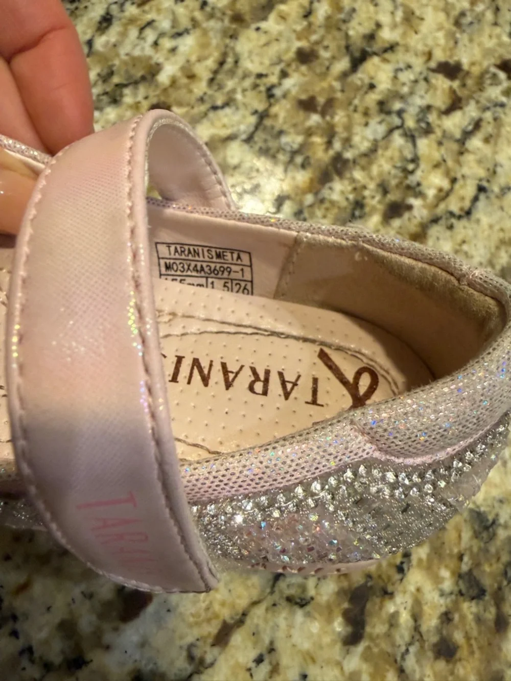 Taranis cute pink